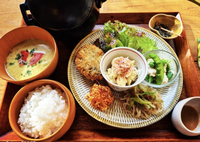 2405カフェ